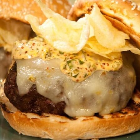 Crispy Louisiana Burger